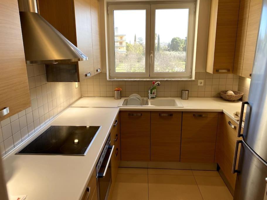 Appartamento Luxury 4br With 3 Bathrooms In Marousi *
