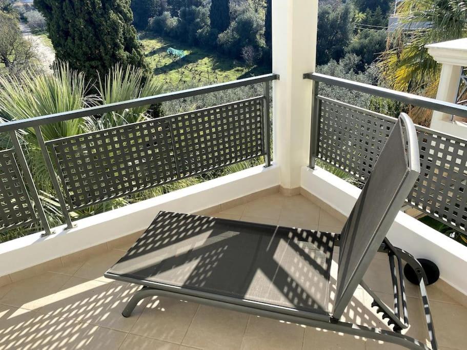 Luxury 4br With 3 Bathrooms In Marousi