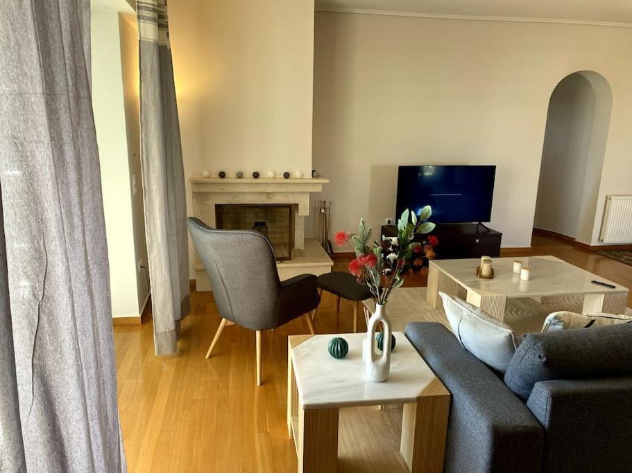 Appartamento Luxury 4br With 3 Bathrooms In Marousi