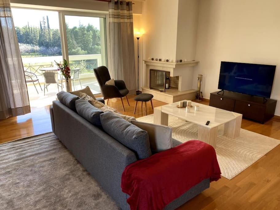 Appartamento Luxury 4br With 3 Bathrooms In Marousi